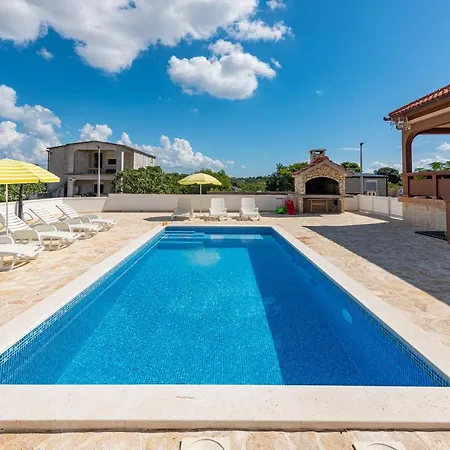 Apartament Kiara & Lukas Vir